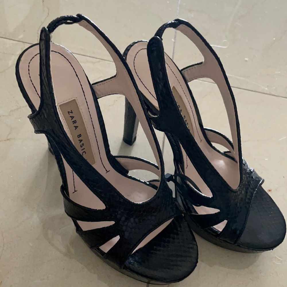 Zara hells black with platform